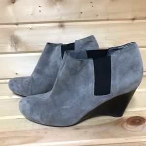 BCBG grey suede wedge boots. Size 8